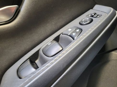 Used 2021 Nissan Sentra SV FWD image 27