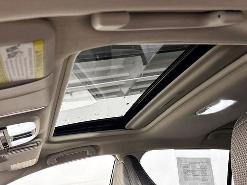 Certified 2024 Subaru Crosstrek 2.0i Premium image 19