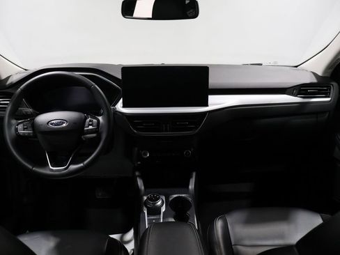 Used 2023 Ford Escape Platinum image 16