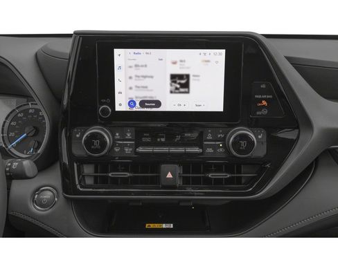 New 2026 Toyota Highlander XLE image 11