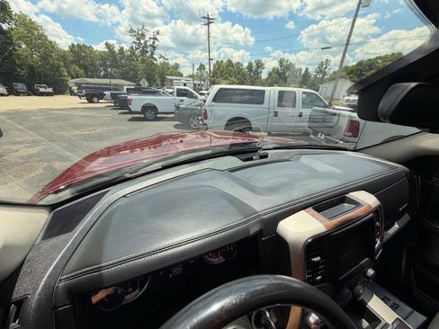 Used 2015 RAM 1500 Laramie AWD/4WD image 59