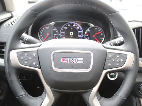 Used 2023 GMC Terrain Denali image 14