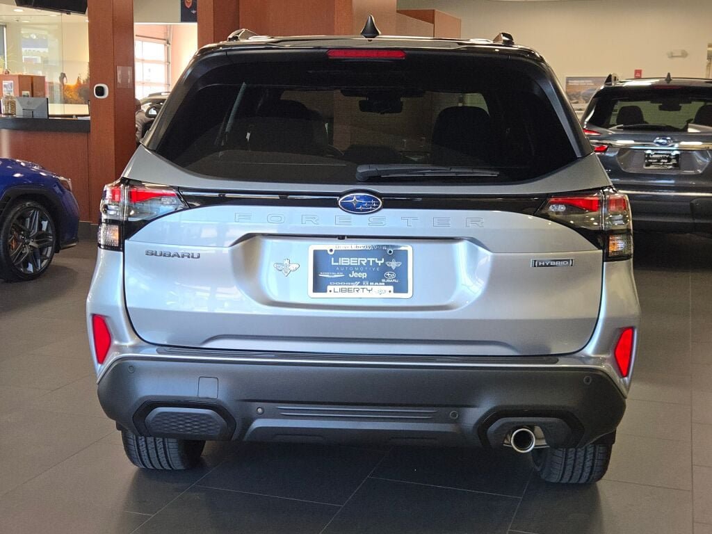 New 2026 Subaru Forester Touring AWD/4WD image 18