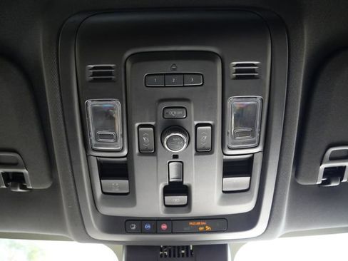 Used 2023 Chevrolet Tahoe Premier image 16