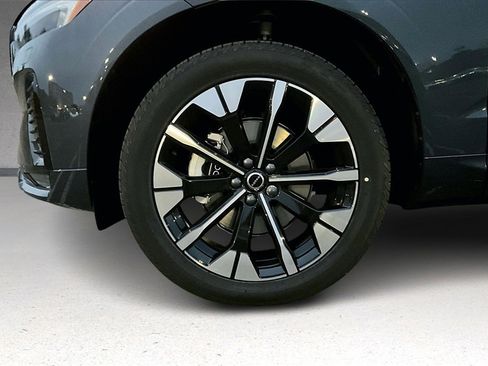 New 2026 Volvo XC60 B5 Plus w/ Protection Package Premier image 12