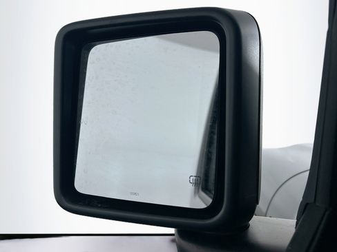 Used 2021 Jeep Gladiator Sport image 16