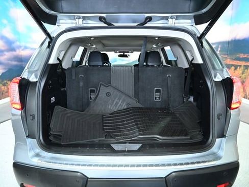 Used 2021 Subaru Ascent Limited w/ Technology Package image 47