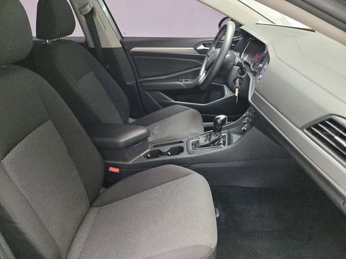 Used 2019 Volkswagen Jetta S w/ Driver Assistance Package image 21