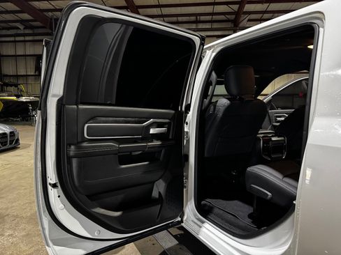 Used 2019 RAM 2500 Big Horn w/ Towing Technology Group image 16