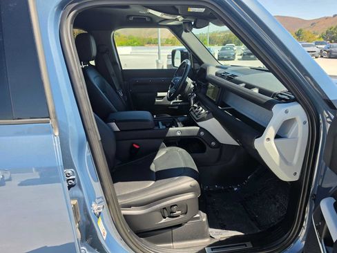 Used 2024 Land Rover Defender 110 S AWD/4WD image 10