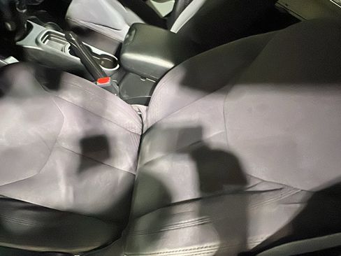 Used 2013 Jeep Wrangler Sport image 11