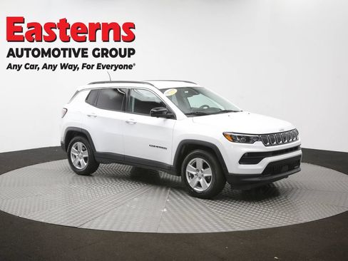 Used 2022 Jeep Compass Latitude w/ Convenience Group FWD image 48