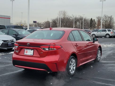 Certified 2020 Toyota Corolla LE image 5