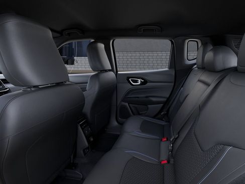 New 2026 Jeep Compass Latitude AWD/4WD image 24
