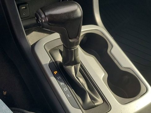 Used 2018 Chevrolet Colorado ZR2 image 25