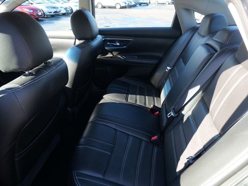 Used 2014 Nissan Altima 2.5 S w/ Sport Value Package image 20