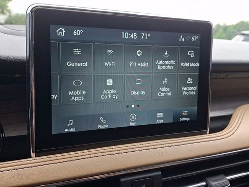 Used 2022 Lincoln Corsair Reserve w/ Equipment Group 201A AWD/4WD image 30