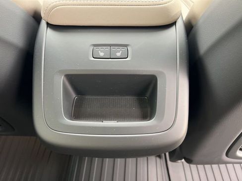 New 2026 Volvo XC60 B5 Plus w/ Protection Package Premier image 17