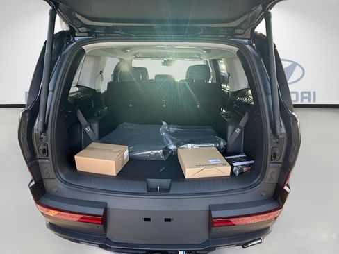 New 2026 Hyundai Santa Fe SEL w/ Tow & Go Package FWD image 18
