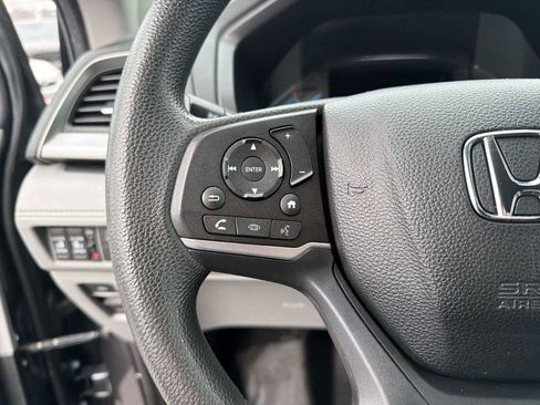 Used 2020 Honda Odyssey EX image 24