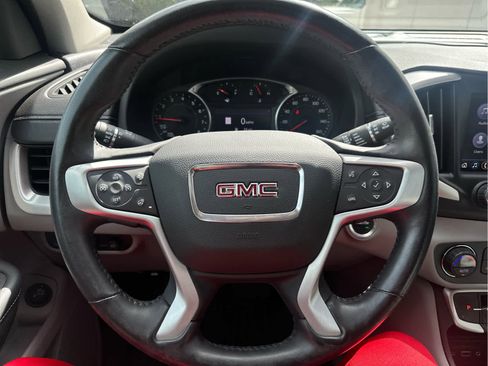 Used 2022 GMC Terrain SLT w/ Infotainment Package II image 27