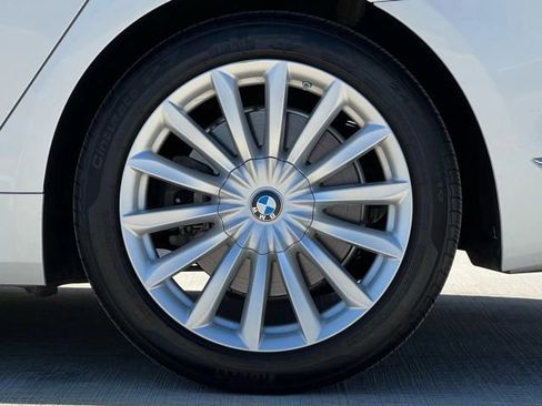 Used 2018 BMW 740i image 63