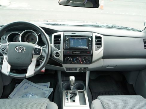 Used 2015 Toyota Tacoma 4x4 Double Cab w/ TRD Off-Road Package image 20