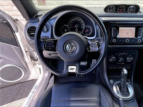 Used 2014 Volkswagen Beetle R-Line FWD image 4