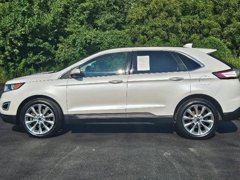 Used 2018 Ford Edge Titanium w/ Equipment Group 301A AWD/4WD image 7