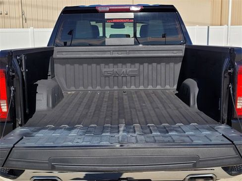 Used 2022 GMC Sierra 1500 SLT image 7