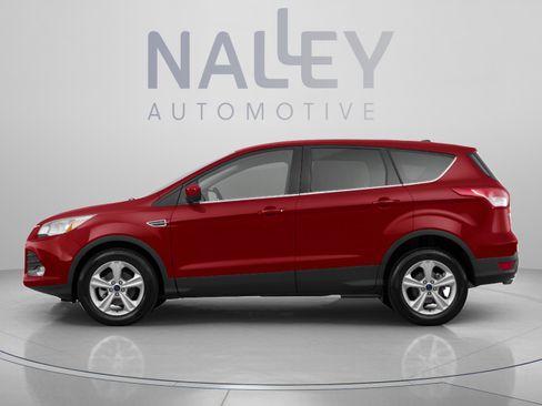 Used 2016 Ford Escape SE FWD image 2