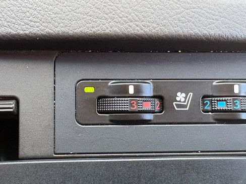 Used 2010 Lexus RX 350 2WD image 19