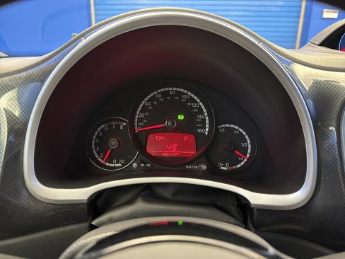 Used 2013 Volkswagen Beetle 2.0T image 15