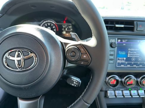 New 2025 Toyota GR86 Premium image 13