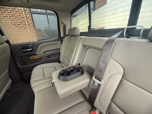 Used 2017 GMC Sierra 1500 SLT image 16