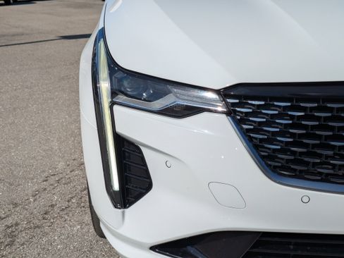Used 2022 Cadillac CT4 Premium Luxury image 10