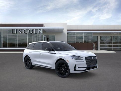 New 2026 Lincoln Corsair Premiere image 7