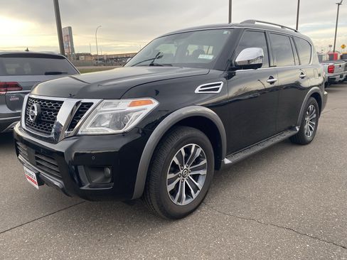Used 2018 Nissan Armada SL w/ Moonroof Package image 4
