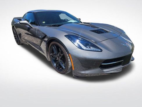Used 2015 Chevrolet Corvette Stingray Coupe RWD image 6