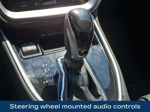 Used 2023 Subaru Outback Limited AWD/4WD image 11
