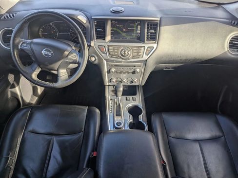 Used 2018 Nissan Pathfinder SL w/ SL Premium Package AWD/4WD image 11