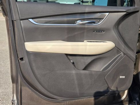 Used 2020 Cadillac XT6 Sport AWD/4WD image 10