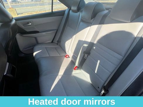 Used 2016 Toyota Camry SE image 20