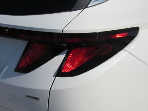 Used 2024 Hyundai Tucson SEL AWD/4WD image 13