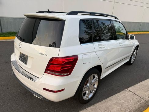 Used 2013 Mercedes-Benz GLK 350 4MATIC image 4