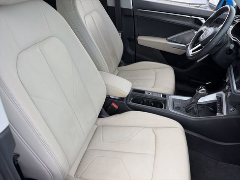 Used 2019 Audi Q3 2.0T Prestige AWD/4WD image 10
