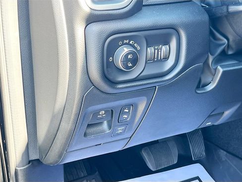 New 2026 RAM 1500 Big Horn AWD/4WD image 10