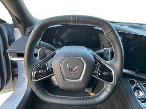 Used 2024 Chevrolet Corvette Stingray Preferred Conv w/ Z51 Performance Package image 12