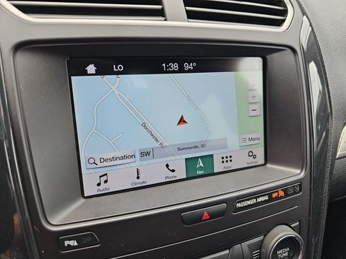 Used 2019 Ford Explorer XLT w/ Equipment Group 202A FWD image 26