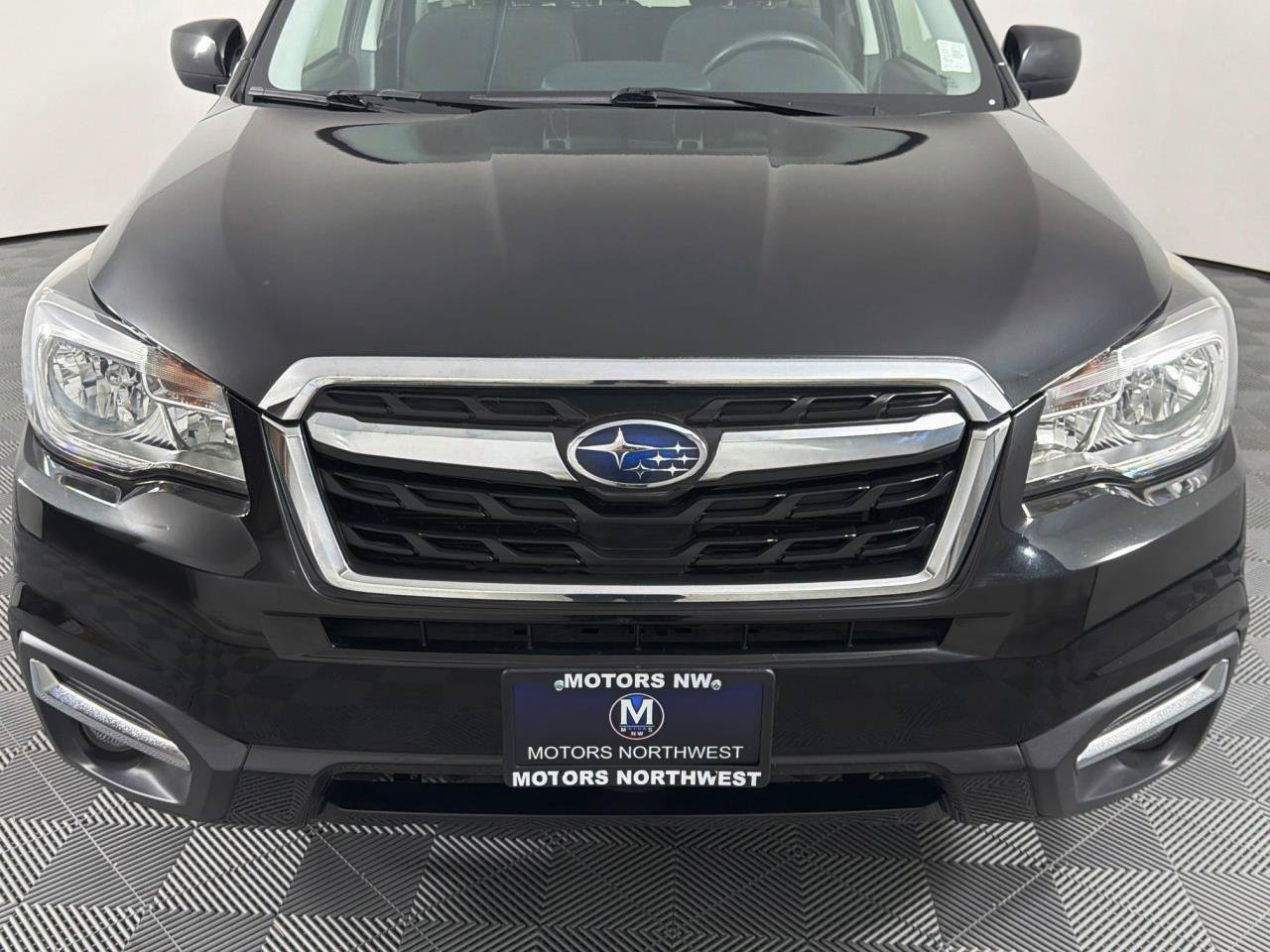 Used 2017 Subaru Forester 2.5i Premium AWD/4WD image 2